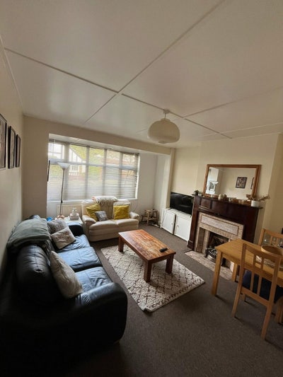 Double room available in Balham/Clapham South Main Photo