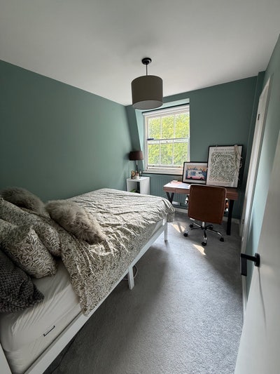 1 bedroom on Highbury fields! Built in storage  Main Photo