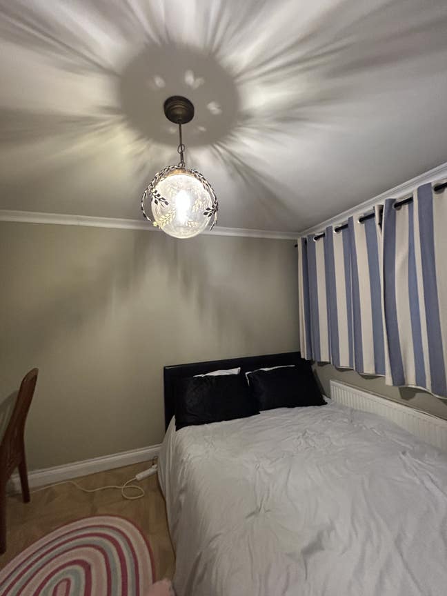 A double room with bills included  Main Photo