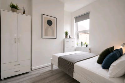 🏡 NEW Modern House | One GREAT Double | NW10✅ Main Photo