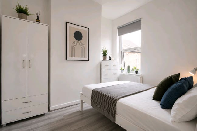 🏡 NEW Modern House | One GREAT Double | NW10✅ Main Photo