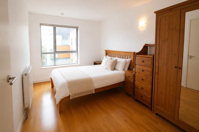 Ensuite Double Room/ Small Household/ Sep Move in Main Photo