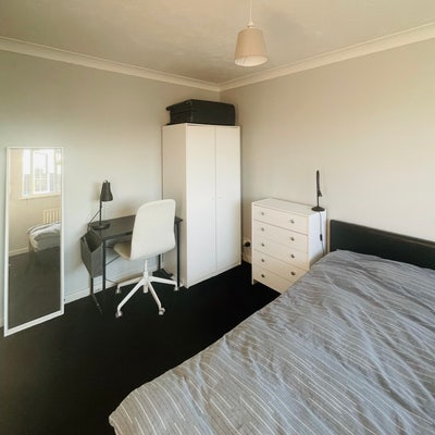 Double Room in Sidcup Main Photo