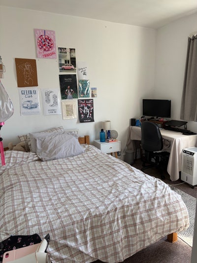Lovely room in Ladbroke Grove available! Main Photo