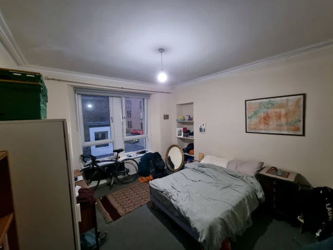 Spacious room Dundee west end Main Photo
