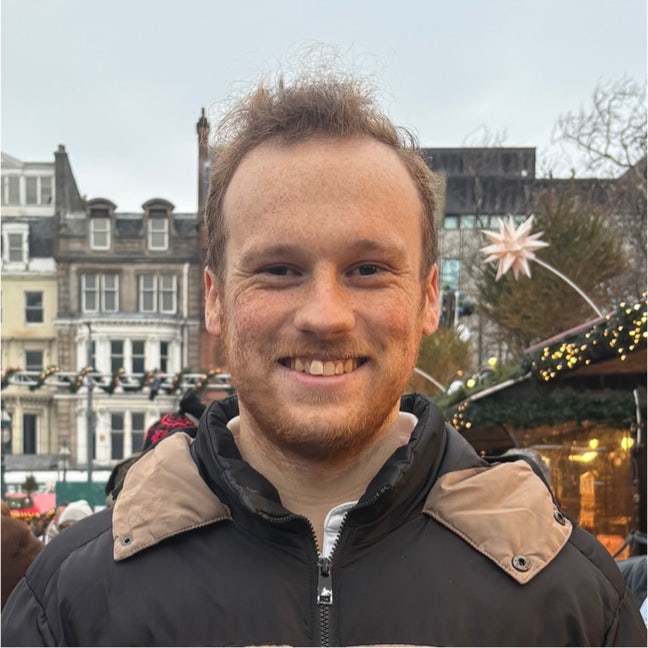 Looking for place for a student  Main Photo