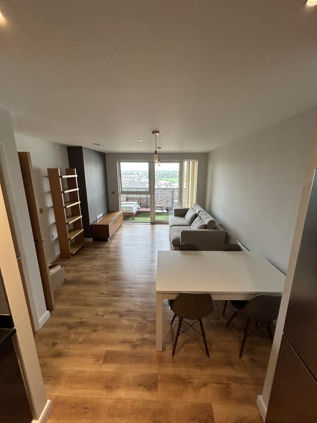 Stunning 1 bed Apartment  Main Photo