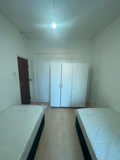 Furnished Twin Rooms London E7 Main Photo