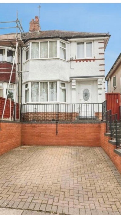 Stunning 3-Bed House (Selly Oak, B29) Main Photo