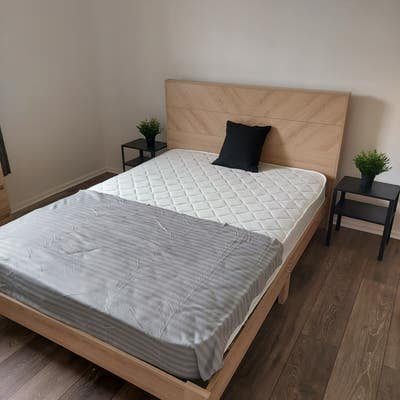 3 bedrooms available in newly renovated houseshare Main Photo