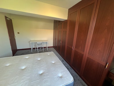 Spacious Room Near Jubilee Line Main Photo