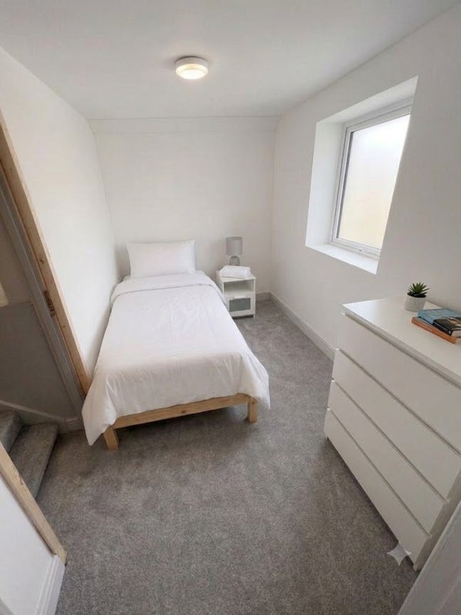 Room Available – Bewsey Road, Warrington Main Photo