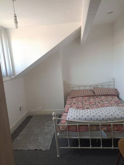 Room available for female Main Photo