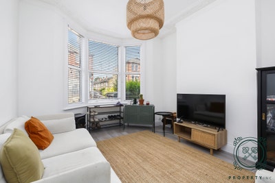 Room Available to Rent Main Photo