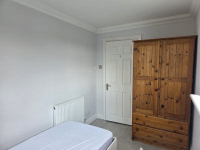     Single Room | Near Station & Hospital Main Photo