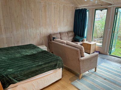 Summer holiday cottage let Main Photo