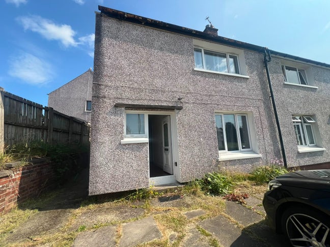 3-bedroom, 1-bathroom property available Main Photo