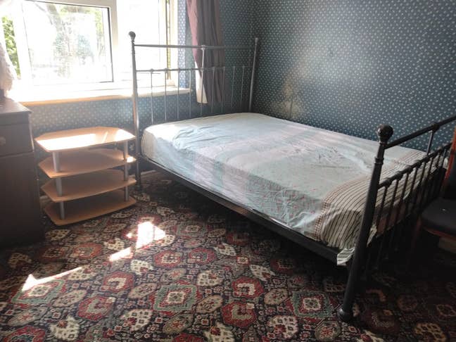  Spacious  Double  Room  Available  (B17)
 Main Photo