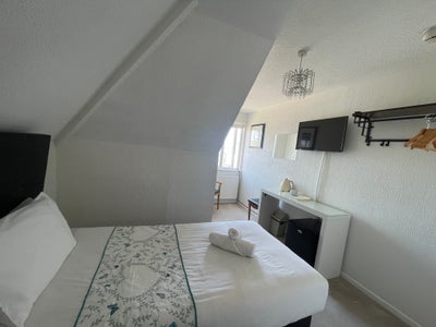 En-Suite Single Room to Rent in Torbay Road Main Photo