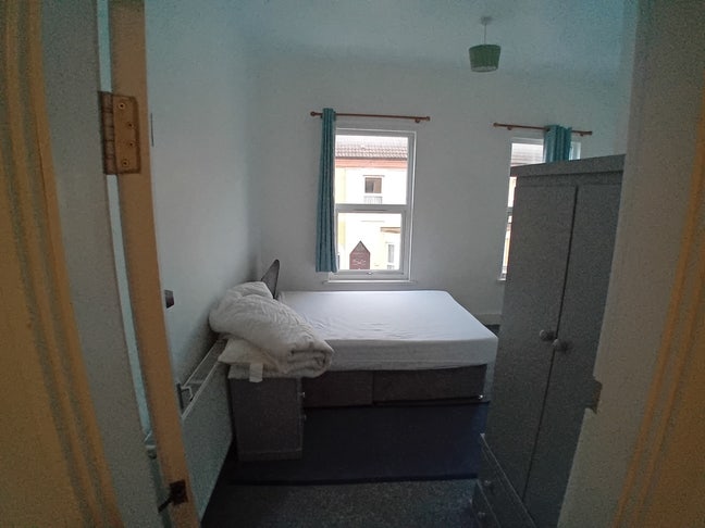 Ensuite bedroom Near university of Liverpool  Main Photo