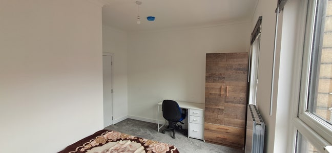 Ensuite bedrooms available for rent in 4 house share Main Photo