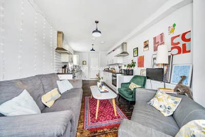 Gorgeous House near Turnpike Lane Main Photo
