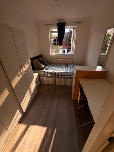 🏡🔥 Double Room to Let in - Uxbridge Main Photo
