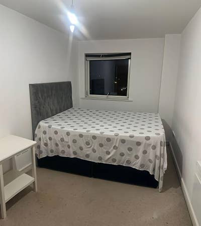 En-Suite Room is available for rent in - BL1 2JX Main Photo