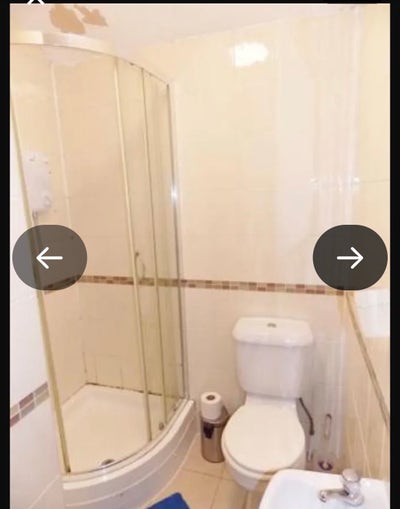 Double bed room for rent house share Main Photo