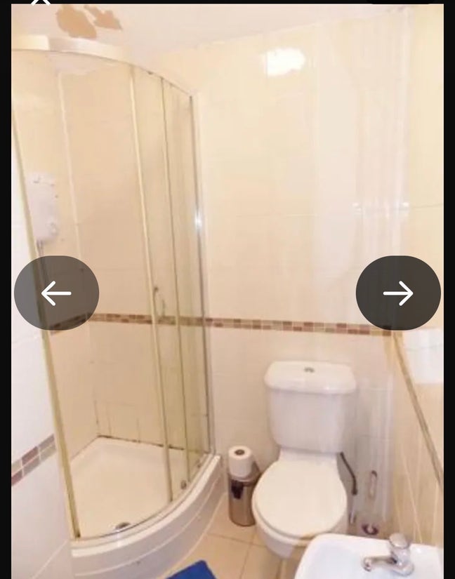 Double bed room for rent house share Main Photo