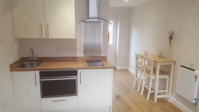 Independant ground floor room in 6 bed HMO  Main Photo
