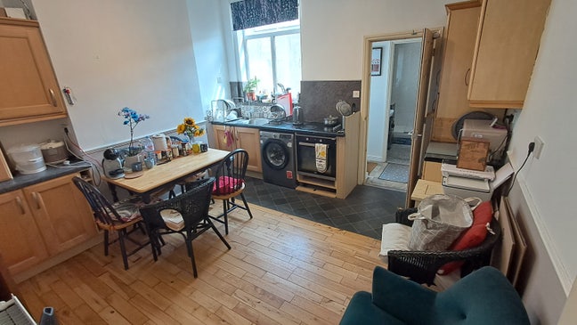 3 Bedroom House - Students Only Main Photo