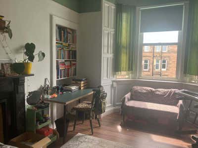 Large double bedroom in friendly Canonmills flat Main Photo