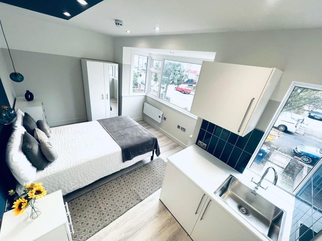 ✨ 🛏️ 2 Ensuite Rooms to Let in Greenford  Main Photo