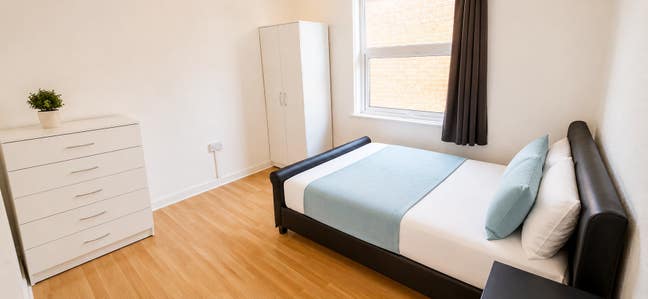 6 Bedroom Professional House Share Main Photo