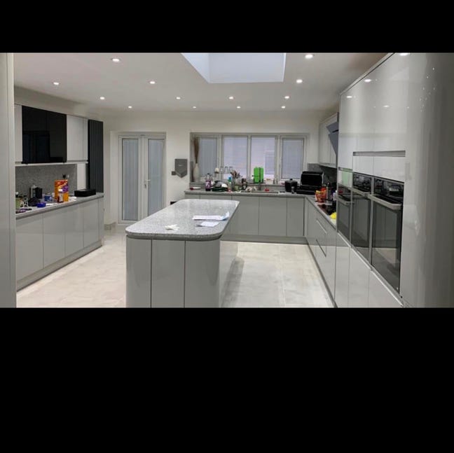 5 Bedroom house 🏠 Main Photo