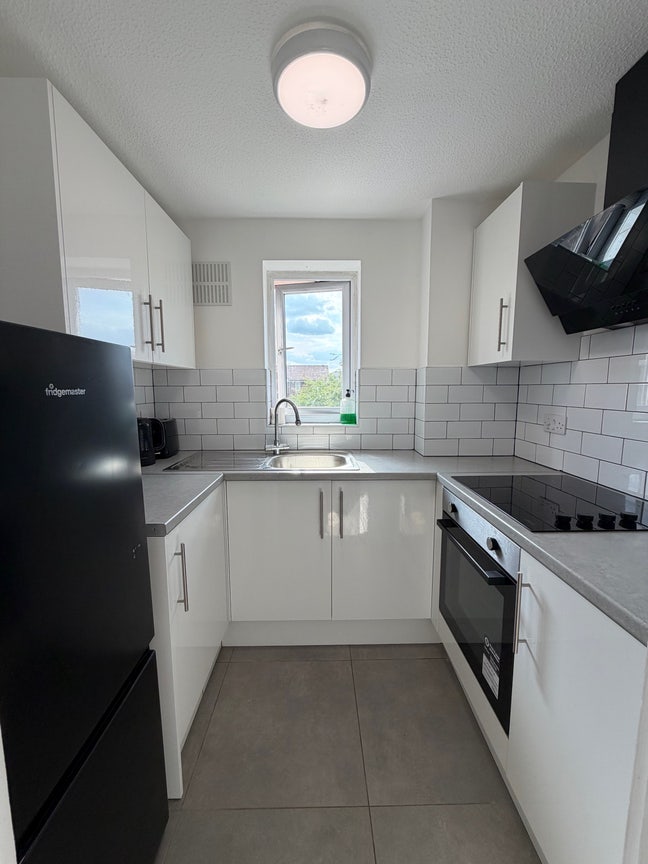 Newly Refurbished Studio/1 Bed Flat🏡 Main Photo
