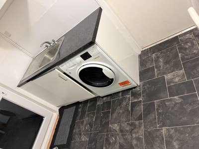  One  bedroom flat Main Photo