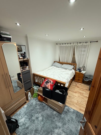1 Room Available - Hammersmith Main Photo
