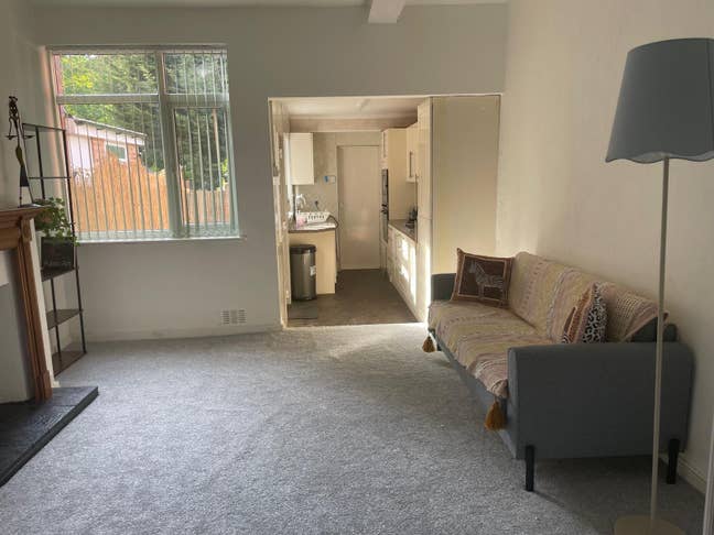 Lovely Double Rooms &pound;800 pcm (Bills Included) Main Photo