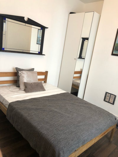 Rooms 7min walk to Lewisham Station ZONE2 Main Photo