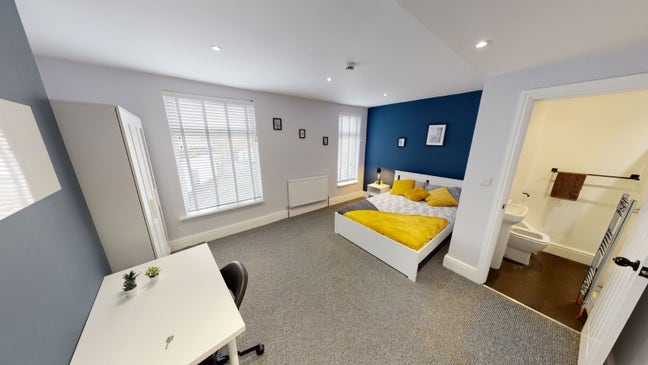 🔥 Modern En-Suite Rooms Available – Salford M6 🔥 Main Photo
