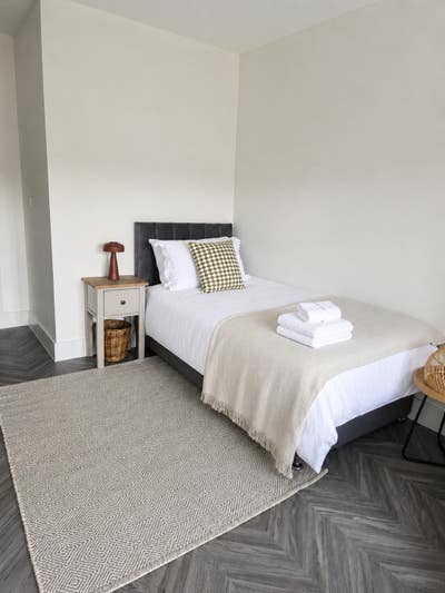 Premium Single Room in Modern New-Build Apartment  Main Photo