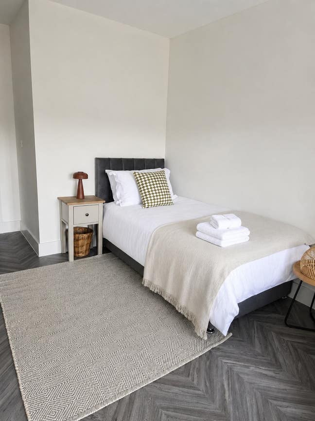 Premium Single Room in Modern New-Build Apartment  Main Photo