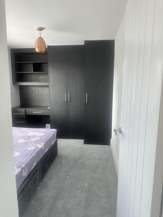 Furnished Double Room with bills included  Main Photo