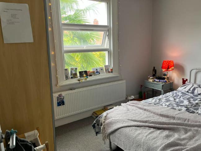 Lovely Room Sublet for August Main Photo