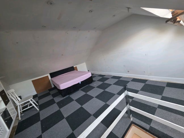 One doubleroom bed Main Photo