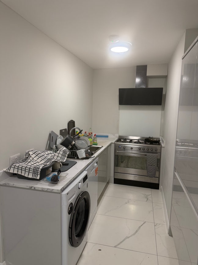 Short lease  Main Photo