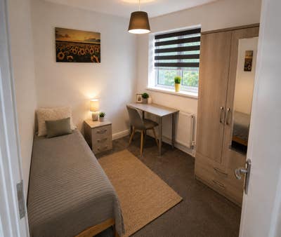 Large single bedroom in Malinslee – Bills Included Main Photo