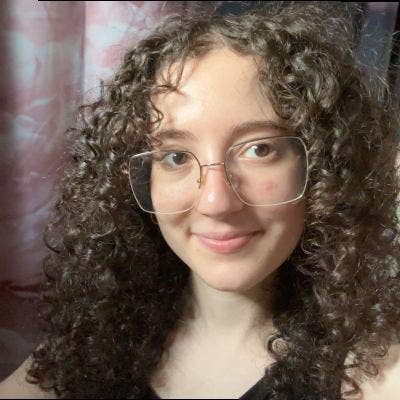 Hi :)  My name is Chiara, I’m 22 and I’m... Main Photo
